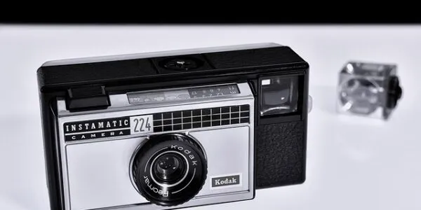 Tajemnice Zapomnianych Aparatów Fotograficznych Instamat: Od Kaset do Cyfrowych Wspomnień – Moja Odyseja w Świecie Analogowej Fotografii - 22 2025