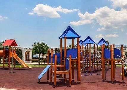 Plac zabaw z certyfikatem – Inwestycja w bezpieczną zabawę Twojego dziecka - 1 2025